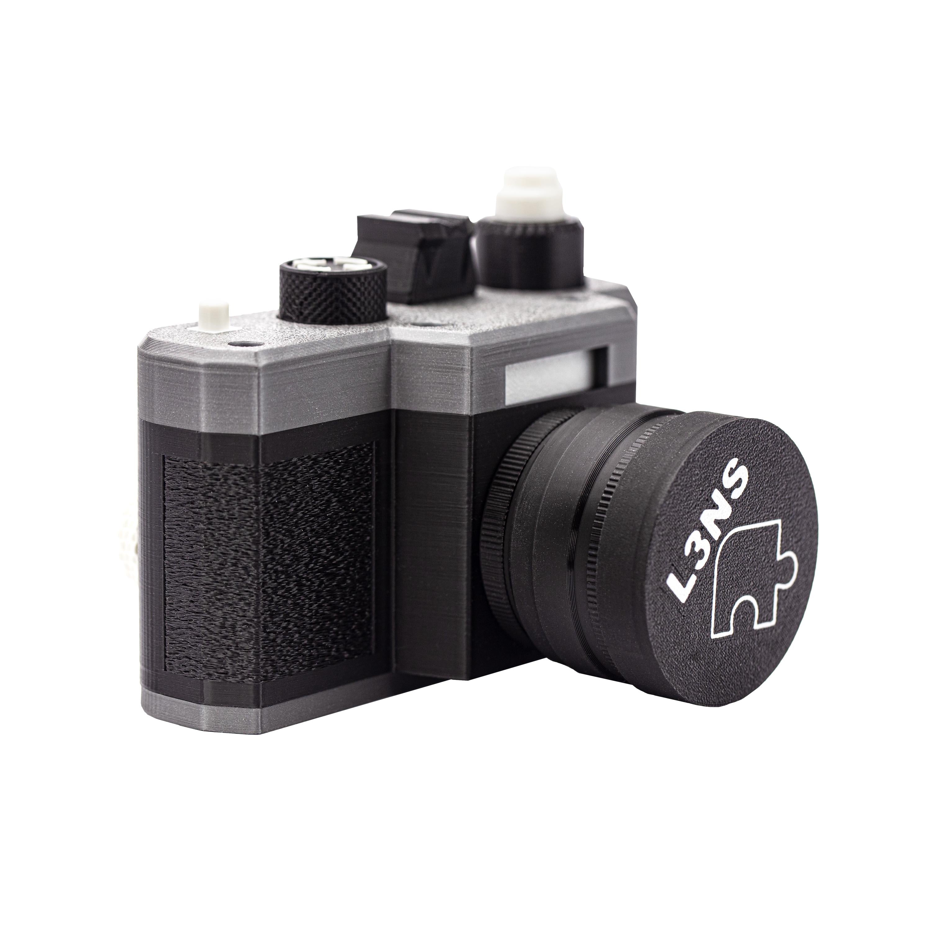 🧩 L3NS — Camera-Shaped Sequential Discovery Puzzle