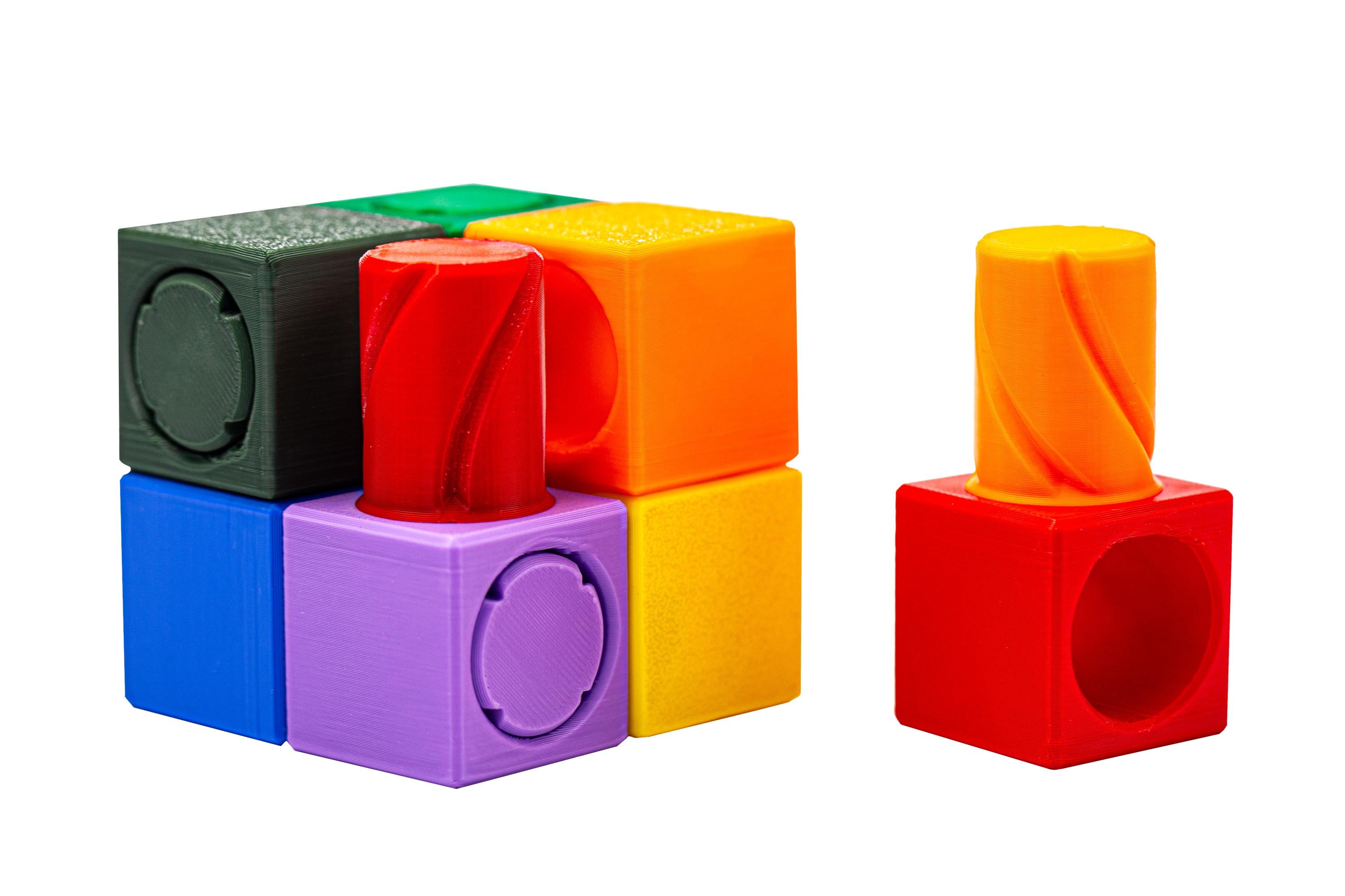 Bolts Cube – 8 Pieces, One Cube, Endless Struggle