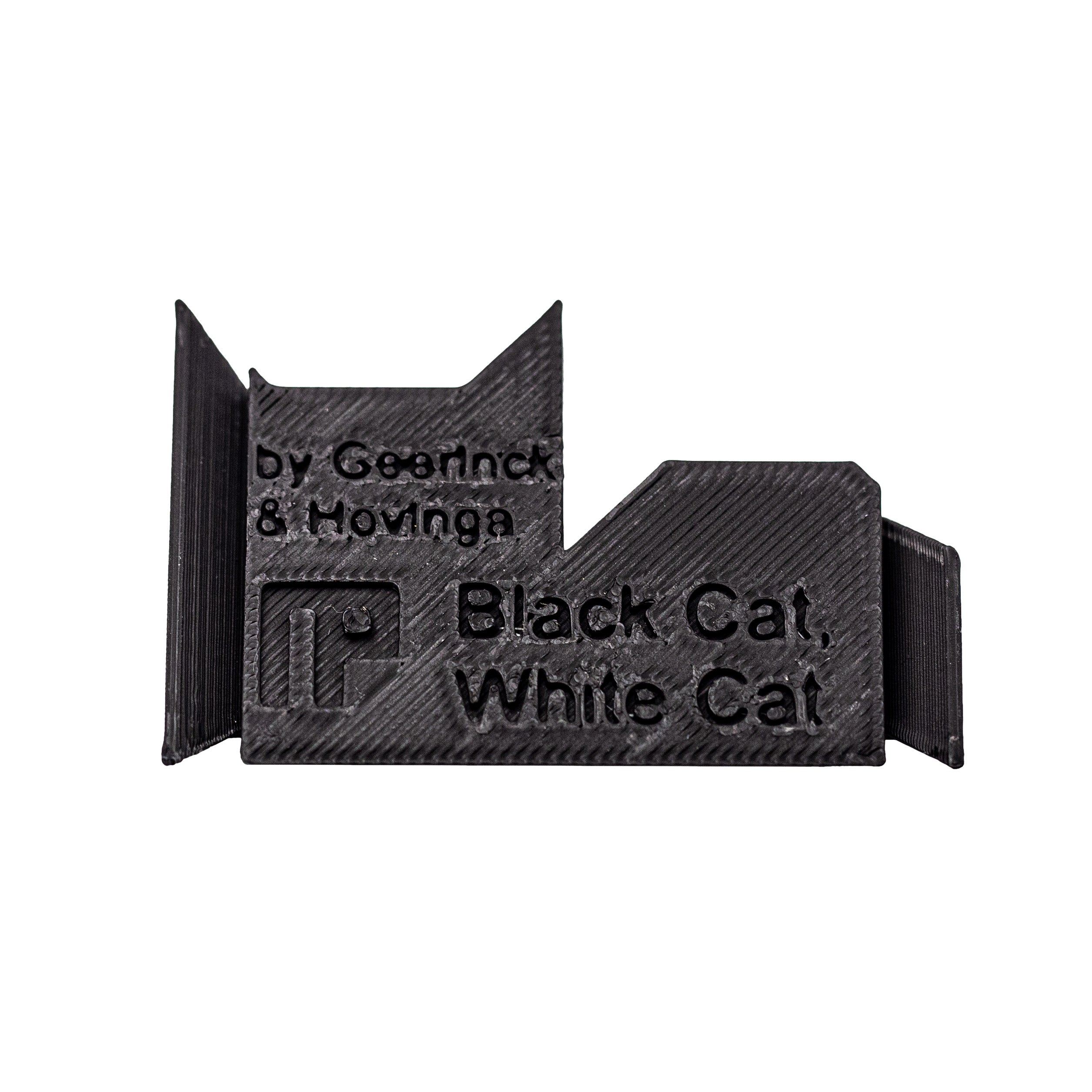 Black Cat White Cat