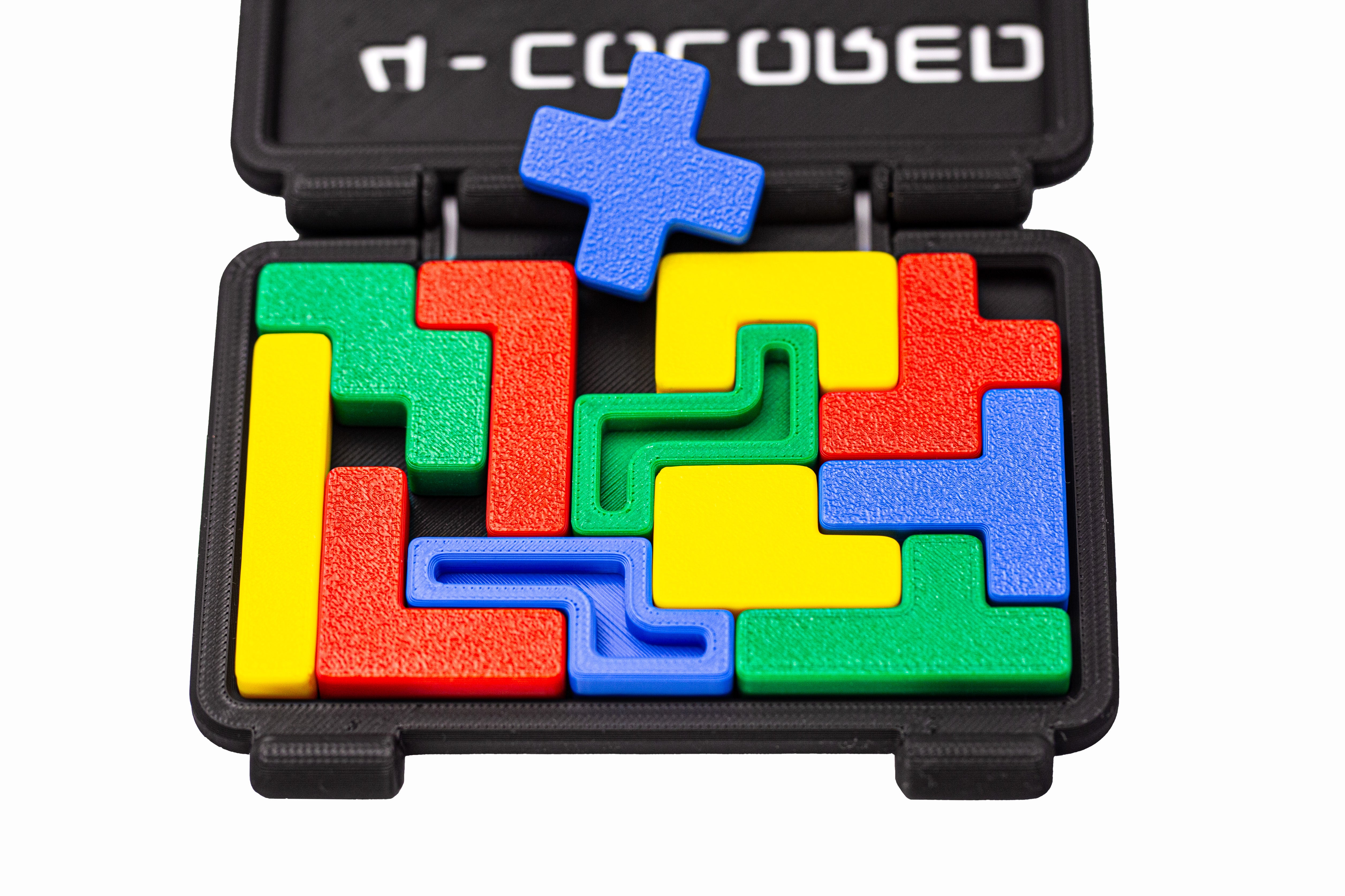 4 Colored Pentomino – Tricky Packing Brain Teaser with Multiple