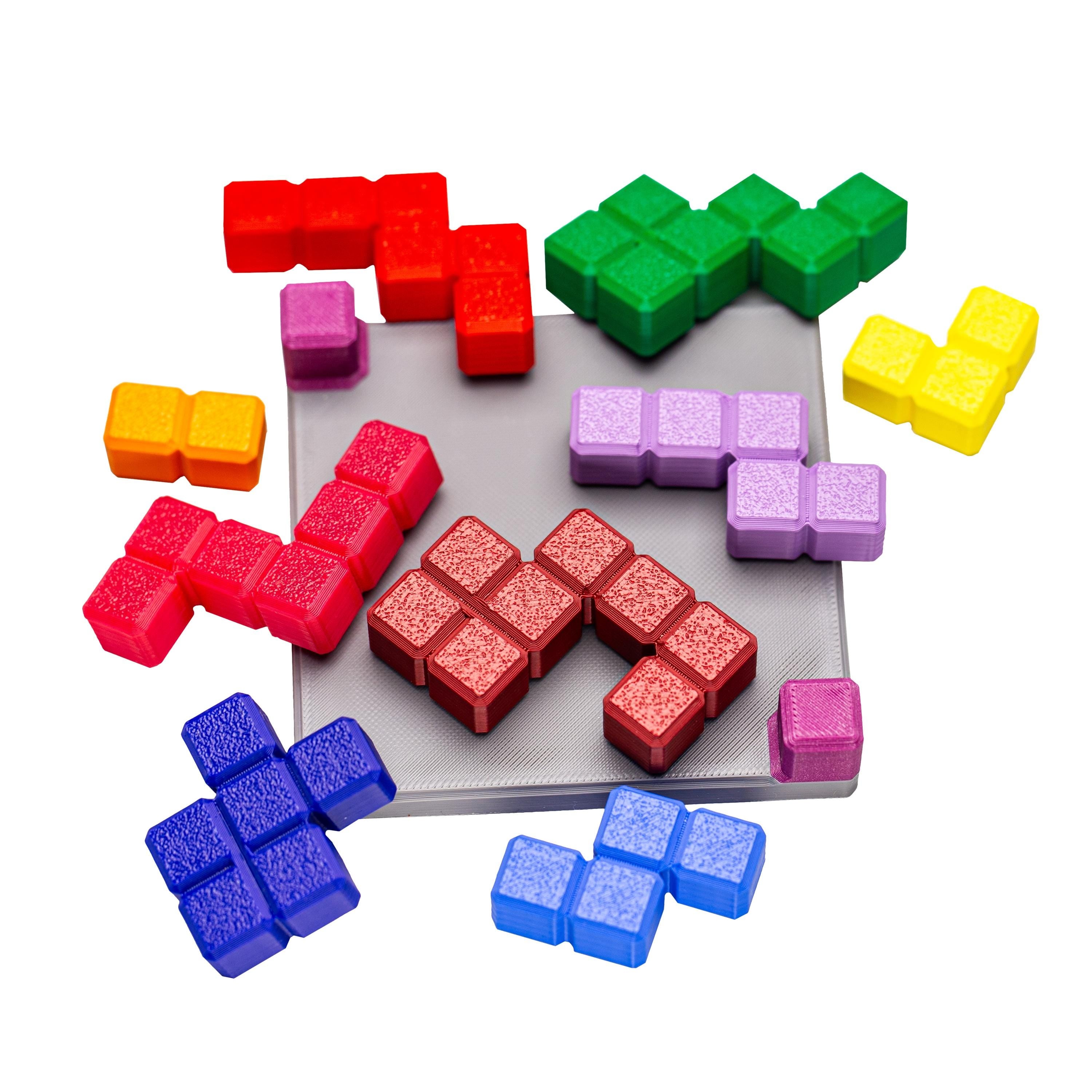 Minimal frame puzzle. Put all parts inside the frame.