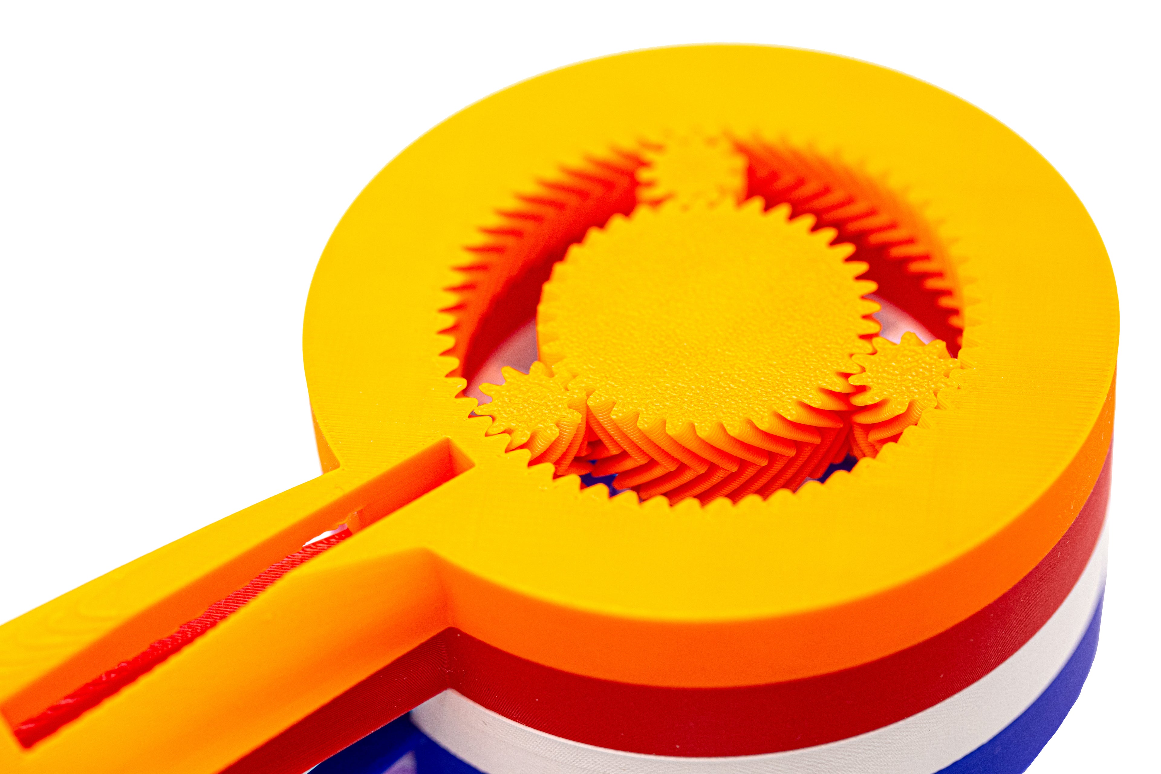 Drone Puzzle – Mechanical Gear Brain Teaser by Oskar van Deventer