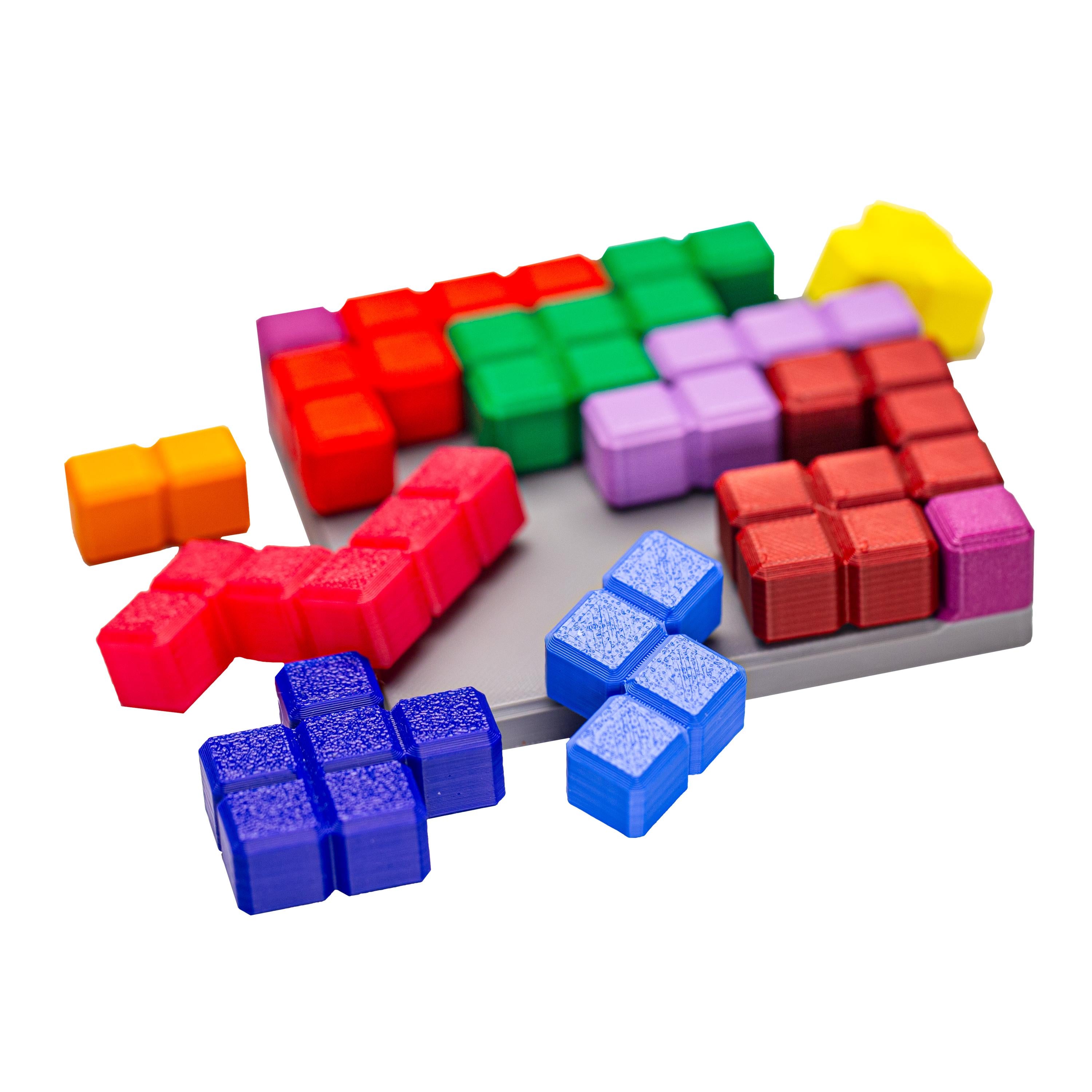 Minimal frame puzzle. Put all parts inside the frame.