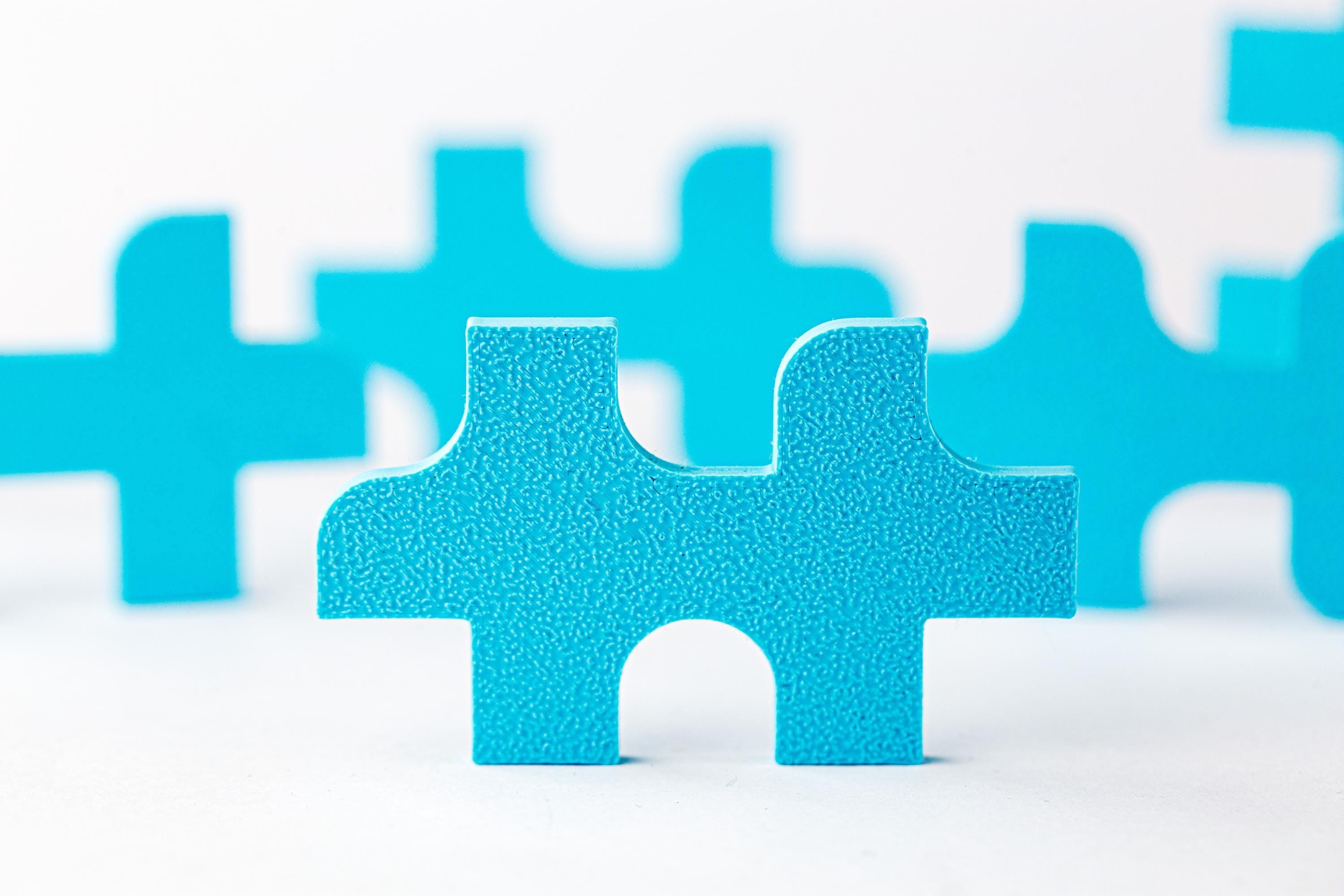 JIGSAW VI. How hard can be a 6 piece jigsaw puzzle?