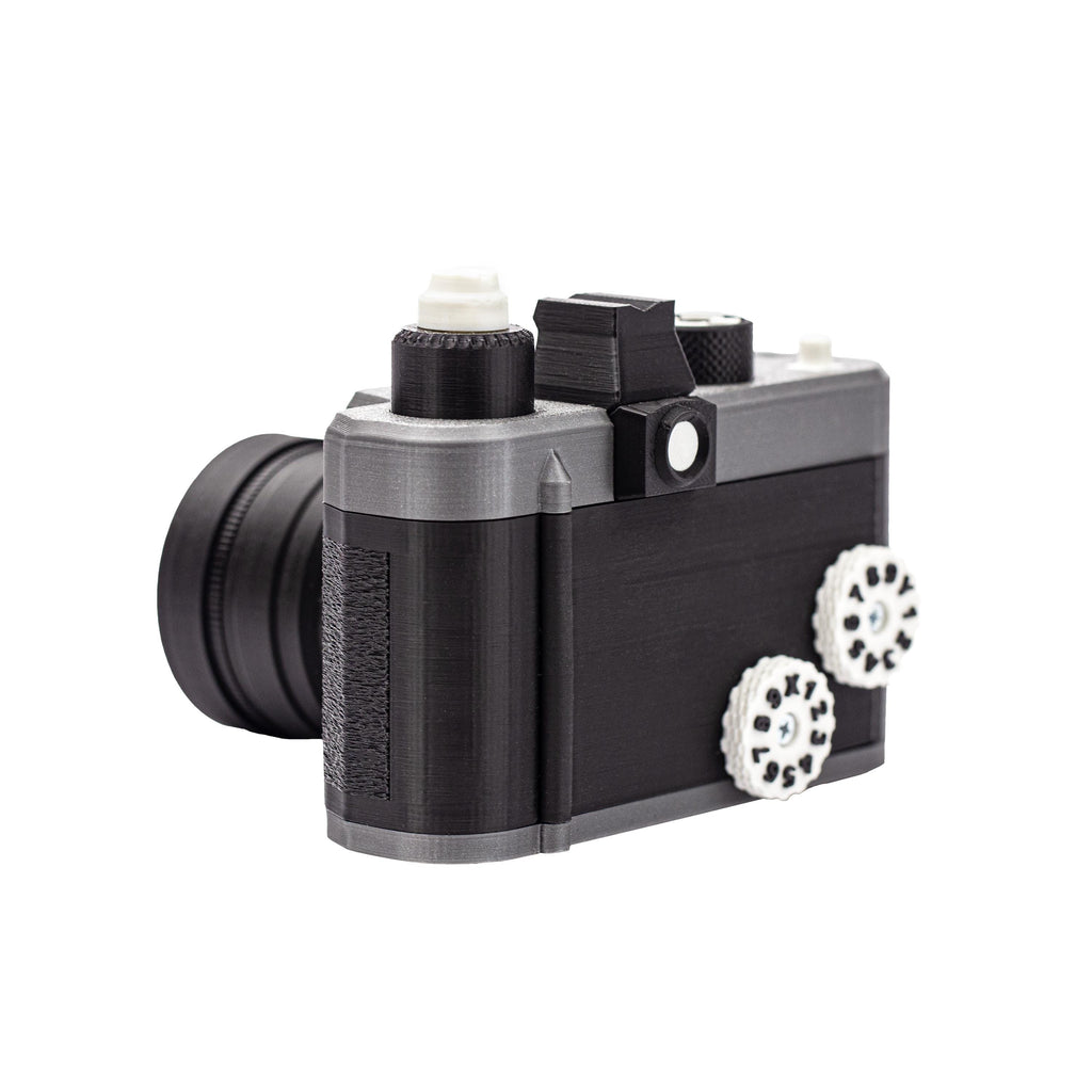 🧩 L3NS — Camera-Shaped Sequential Discovery Puzzle