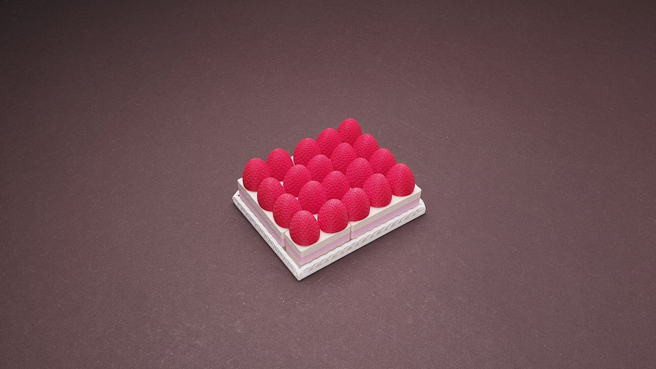 Strawberry Cake puzzle - Birthday desert with a twist